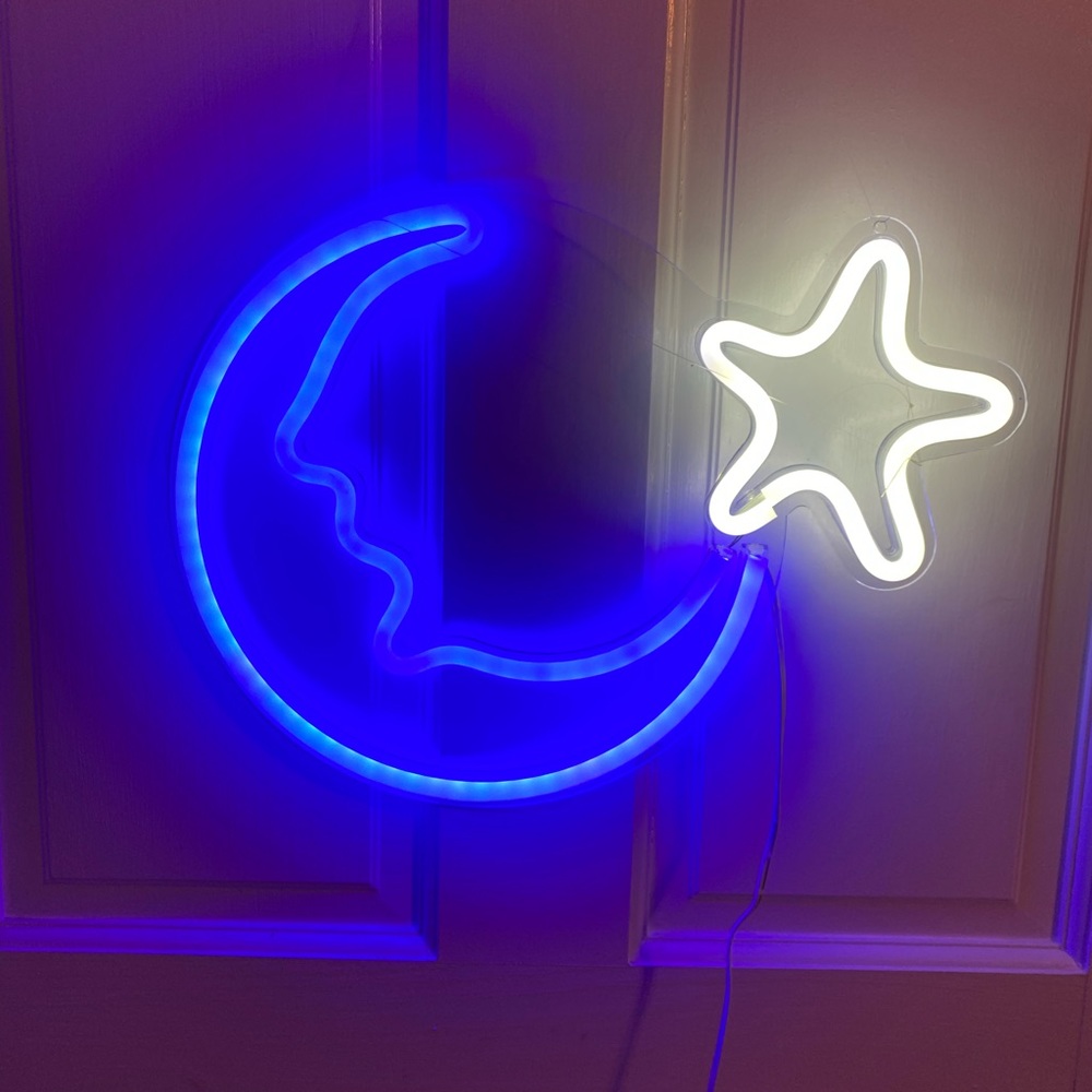 Neon light, moon and star - Picture 2 of 5